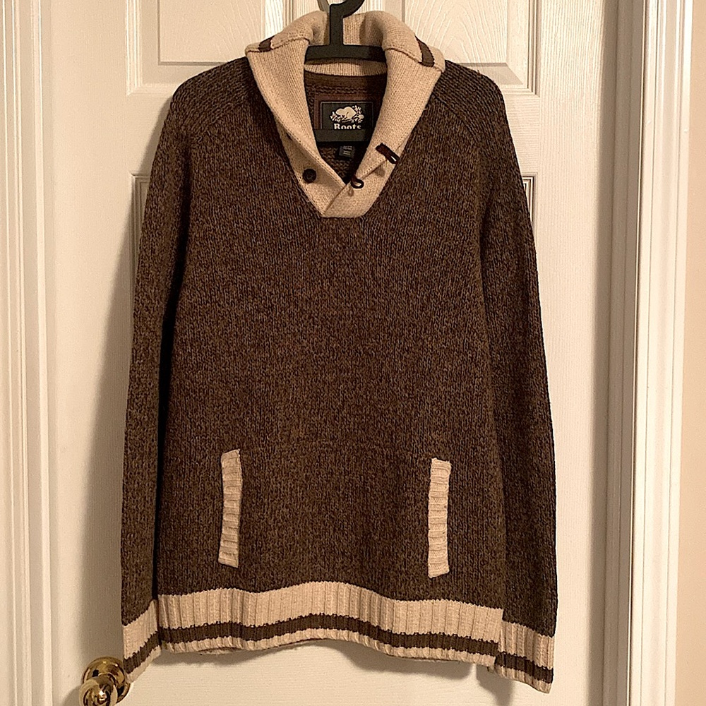Like new sweater from roots